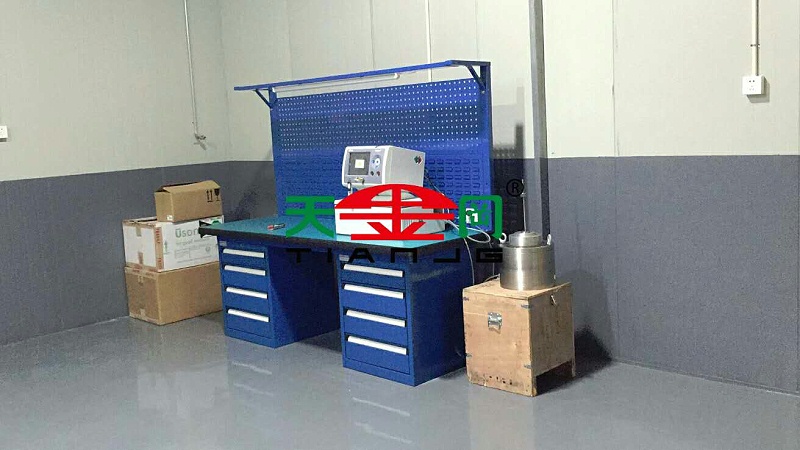鉗工工作臺(tái)廠家