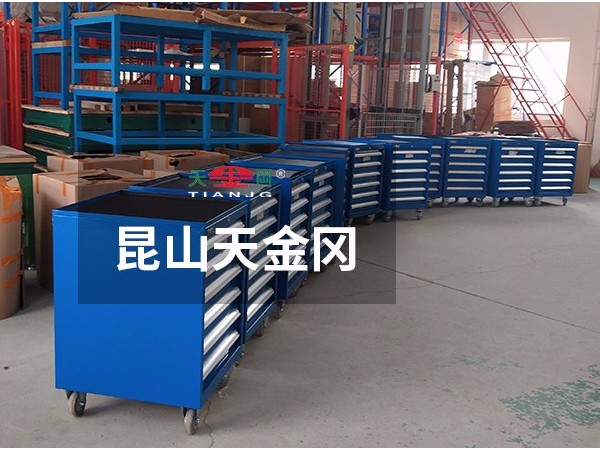 工具柜廠家哪個(gè)好，服務(wù)好的省錢又省事！
